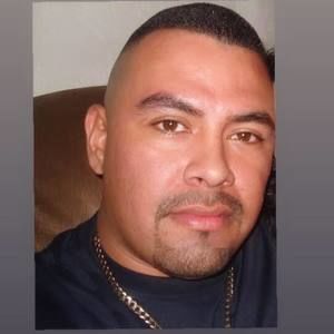 Meet your Posher, Santos